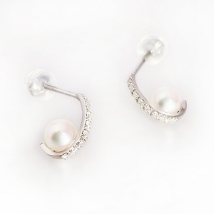 K18WG アコヤ真珠　ダイヤモンド　ピアス（#66：03052808）