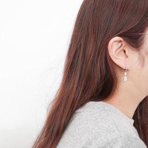 甲府市発 プラチナ ダイヤモンド ピアス 1カラット [PS-0839-1PT]