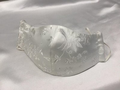 【立体ワイヤーマスク】(花柄)口元を浮かすことのできる3本のワイヤー入り マスク