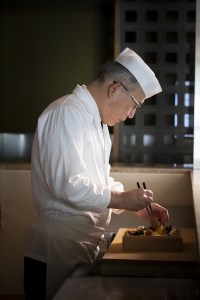 【生おせちを大晦日にお届け】達人たちの特別仕立て特選生おせち『富士初春』 おせち おせち料理 御節料理 正月料理 三段重 和洋中 山梨 富士吉田