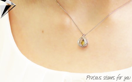 ナチュラルイエローダイヤモンド トゥインクルストーンペンダント プラチナ ツユ ネックレス  ダイヤモンド ジュエリー アクセサリー 宝石
