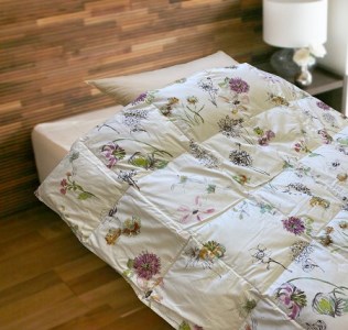 ダウンケット（羽毛肌掛け）　フラワーズ　ピンク　ダブル　（190ｃｍ×210ｃｍ）