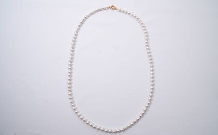 コットンパール「ホワイト」ロングネックレス(金具ゴールド)