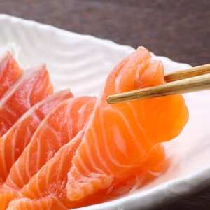 希少!ご当地サーモン「富士の介」(刺身)240g(80g×3)少量パックを冷凍便でお届け【配送不可地域：離島】【1460519】