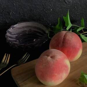 【今逃すと1年待ち】硬さ×甘さの饗宴『幻のナポレオンピーチ』2026年7月中旬より順次発送【配送不可地域：離島・北海道・沖縄県・中国・四国・九州】【1424187】