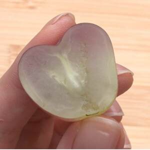 【2026年先行受付】10月下旬より発送「牧丘天空の丘マイハート」約1kg(2～3房)【配送不可地域：離島】【1582589】