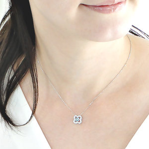 6-1 ネックレス PT900 プラチナ ダイヤモンド 0.40ct ブルーダイヤ 四つ葉 ペンダント お花 フラワー クローバー 【f170-pt-bd】 ALPAZ010