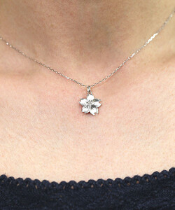 12-9-4 ネックレス桜10金ゴールドペンダント0.02ct 選べるK10 ホワイトゴールドイエローゴールドピンクゴールド【f100-k10】 ALPAZ024