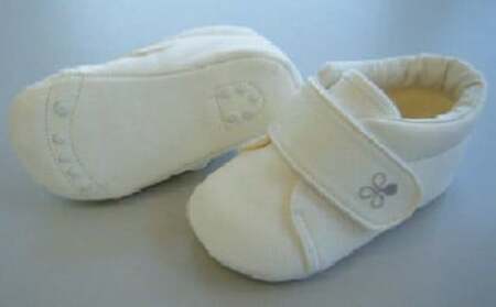 2-9-14 ファーストシューズ（ルームシューズ）／ホワイト ALPDA012