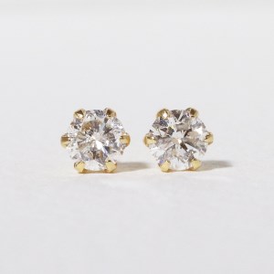 K18　一粒天然ダイヤモンド　スタッドピアス　0.20ct　5pe020