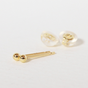 K18 2㎜ 丸玉ピアス　山梨 ゴールドピアス スタッドピアス ピアス シンプルピアス K18 イエローゴールド ジュエリー アクセサリー 山梨県 甲斐市 BQ-20