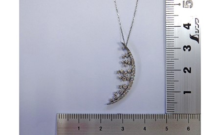 プラチナ950ダイヤモンド三日月モチーフペンダント0.31ct/45cm(12371100224)