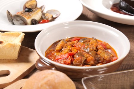 【自宅で楽しむ フレンチ】 おうちdeラクール Cセット 1145g (2人前) [レストラン ラクール 山梨県 中央市 21470958] フランス料理 食事 記念日 誕生日 お祝い プレゼント ギフト 贈り物