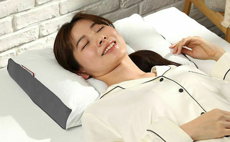 昭和西川 ムアツまくら　MP2050　ピロケース（ブルー）セット 山梨県　市川三郷町　枕 ムアツ 新感覚 抗菌 まくら 人気 睡眠 快適 熟睡 快眠 寝具 布団 ふとん ベッド マクラ 新生活 引越し 健康 寝心地 睡眠環境 一人暮らし 3D構造 吸水性 蒸れにくい 蒸れ 健康 睡眠 ぐっすり 不眠 不眠解消 夏場 [5839-9315]