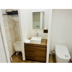 【山水徳間の里】トレーラーハウス宿泊券【1550192】