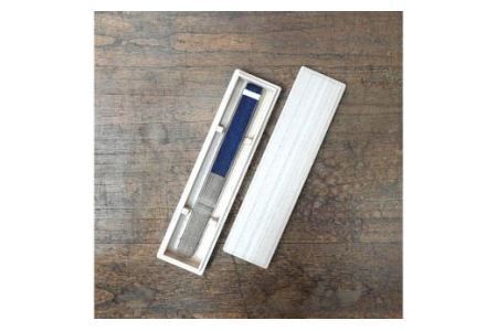 途絶えた伝統復活「甲斐絹扇子」紺絣