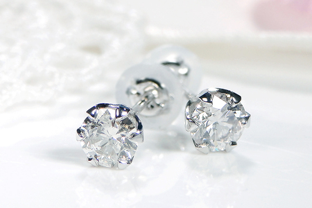Pt900 【0.6ct】 一粒 ダイヤモンド スタッドピアス Emp0015-pt SWAV037｜山梨県 昭和町 ジュエリー アクセサリー ギフト プレゼント 贈り物 記念日 誕生日 カジュアル フォーマル オケージョン