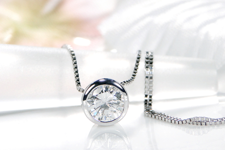 Pt900【0.5ctUP】Hカラー フクリン留め 一粒 ダイヤモンド ネックレス CSN00180 SWAV042｜山梨県 昭和町 ジュエリー アクセサリー ギフト プレゼント 贈り物 記念日 誕生日 カジュアル フォーマル オケージョン