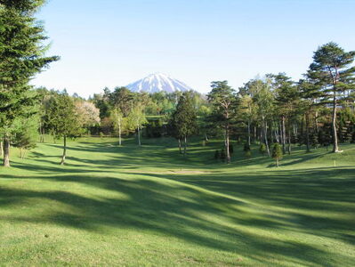 富士赤松ゴルフコース土日祝日食事付プレー券1名様 NSAJ002