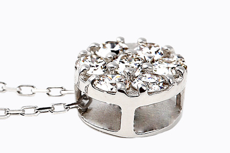 ふるさと納税 大月市 フラワーダイヤ ペンダント P5934DI-P2 フラワーダイヤ ペンダント P5934DI-P2 NSAN002 | 山梨県鳴沢村