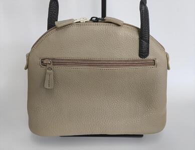 「鞄工房　香」シャム猫のショルダーバッグ