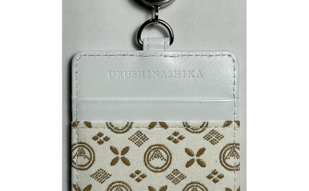 白い甲州印伝「URUSHINASHIKA」パスケース（リール付き）1個