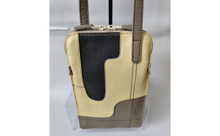 「鞄工房 香」レザーミニショルダーバッグ(モノトーン)