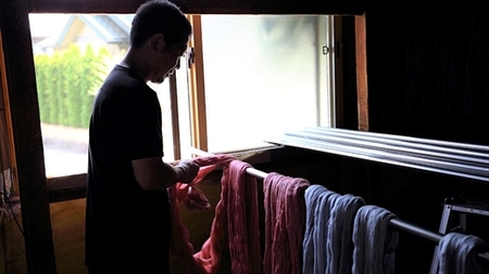 郡内織物「富士桜工房」シルクネクタイ 末広がり富士山 グレー