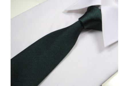 郡内織物「富士桜工房」シルクネクタイ『燻』梨地無地  織部色