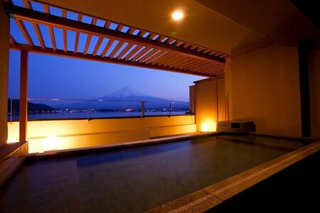 秀峰閣湖月 ふるさと納税宿泊クーポン券(15,000円分)