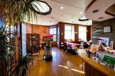 イタリア食堂ラルーチェ 食事券9,000円分