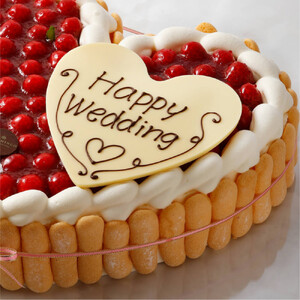 最高級洋菓子 特注ハート型シュス木苺レアチーズケーキ36cm