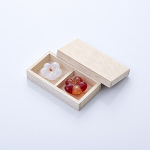 めでたい紅白梅箸置き《木箱セット》