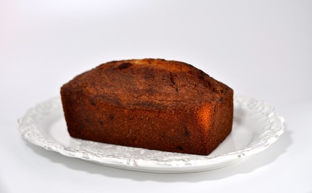 ラムレーズンパウンドケーキ 2本 お菓子 焼菓子 スイーツ 洋菓子 おやつ 食後 ティータイム ラム酒 洋酒 しっとり 信州小麦 新鮮 卵 使用 大人