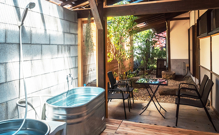 宿泊券 築100年古民家1泊2日宿泊券(素泊まり)・プライベートサウナ利用券 チケット 旅行券 サウナ 利用券 体験チケット 旅行 宿泊 ととのうプライベート空間 プライベートサウナ 施設利用券 長野 上田市 2名様プラン