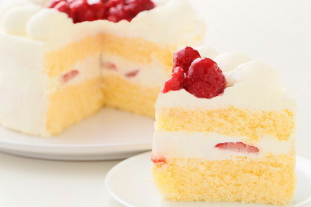 木苺デコレーションケーキ 4号