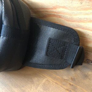 11-64BK　【SUWAプレミアム】FIRE HOSE PRODUCTS　ウエストバック　ブラック（パイピングカラー：黒）／ワンショルダー バッグ ブラック ショルダー ななめ メンズ 信州 諏訪