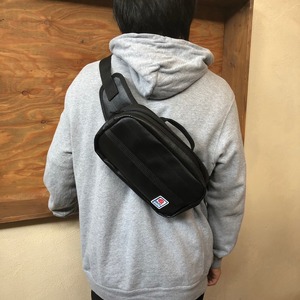 11-64BK　【SUWAプレミアム】FIRE HOSE PRODUCTS　ウエストバック　ブラック（パイピングカラー：黒）／ワンショルダー バッグ ブラック ショルダー ななめ メンズ 信州 諏訪