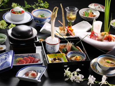 上諏訪温泉 浜の湯 ペア宿泊券 / 宿泊 観光 諏訪湖 信州 長野県 諏訪市 諏訪 [26-01]