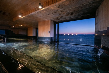 上諏訪温泉 ホテル紅や ペア宿泊券 / 宿泊 観光 諏訪湖 信州 長野県 諏訪市 諏訪 [29-02]