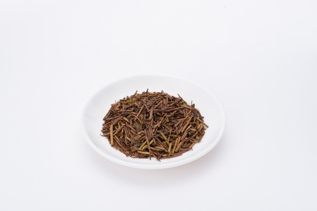 高遠棒ほうじ　急須用リーフ　150g×2袋｜｜伊那市 お茶 ほうじ茶 高遠 長野県 信州 茶葉ではなく、茎を焙じたほうじ茶。静岡県産のお茶を高遠で焙煎【007-90】