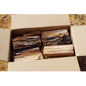 長野県中野市 二年乾燥ナラ薪 20cm 10~15kg【1537066】