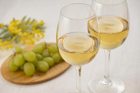 【ふるなび限定】五一わいん エコノミー(白)1.8リットル | ワイン 五一わいん 白 デイリーワイン 長野県 塩尻市 FN-Limited