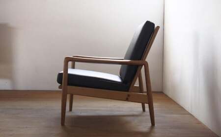 牛革張り一人がけソファ（bs-4）≪出荷時期：受注後、約5か月後に出荷予定≫| 日用品 インテリア ソファ 牛革 牛革張り 一人がけ 国産 ナラ材 長野県 塩尻市