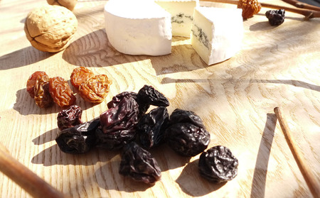 【秀果園】ぶどう農家のセミドライぶどうミックス500g ×1袋｜巨峰、シャインマスカット、ナガノパープルなど レーズン 無添加 砂糖不使用