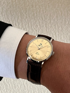 腕時計｢Azusa　CLASSICⅡ」ゴールド