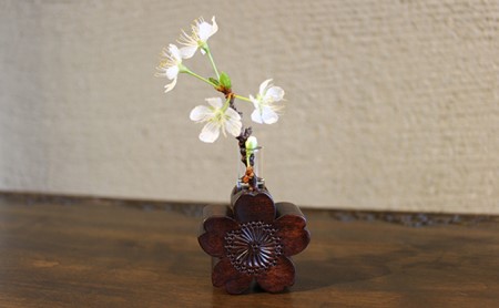軽井沢彫　花器　小桜