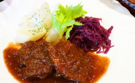 アイスバイン・黒ビール煮セット 加工食品 ドイツ料理 ザワークラウト パン カイザー