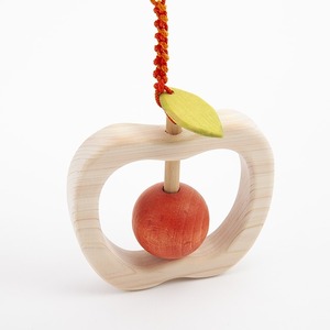 木のおもちゃ りんごラトル