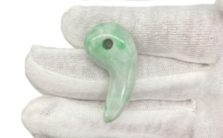 勾玉 翡翠 | 勾玉 諏訪宝飾工芸